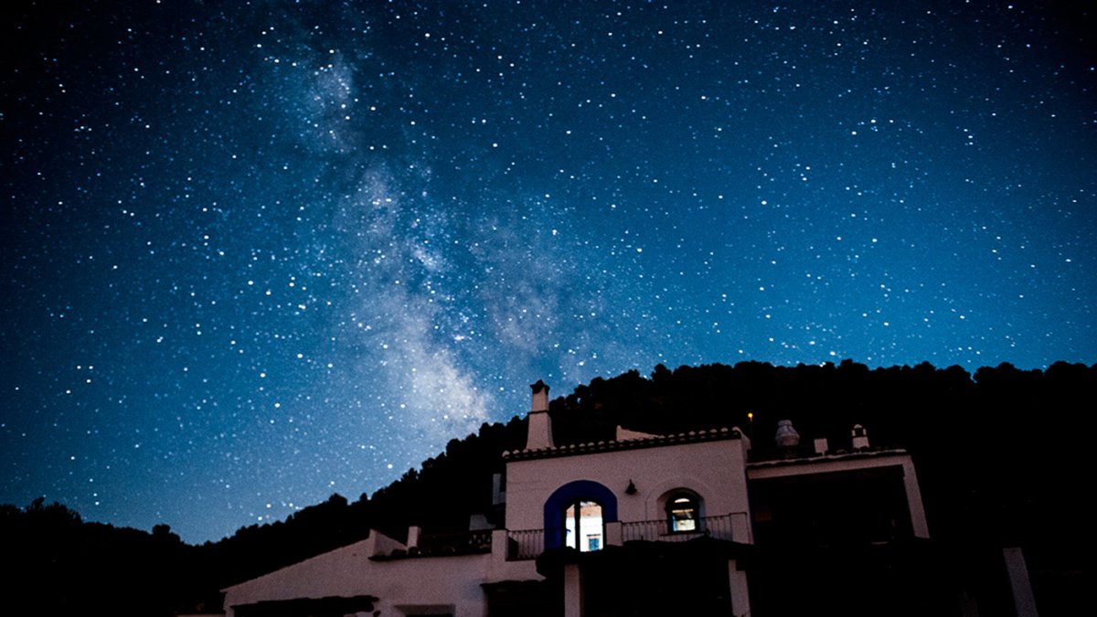 Cielo estrellado sobre la sierra de Los Filabres.