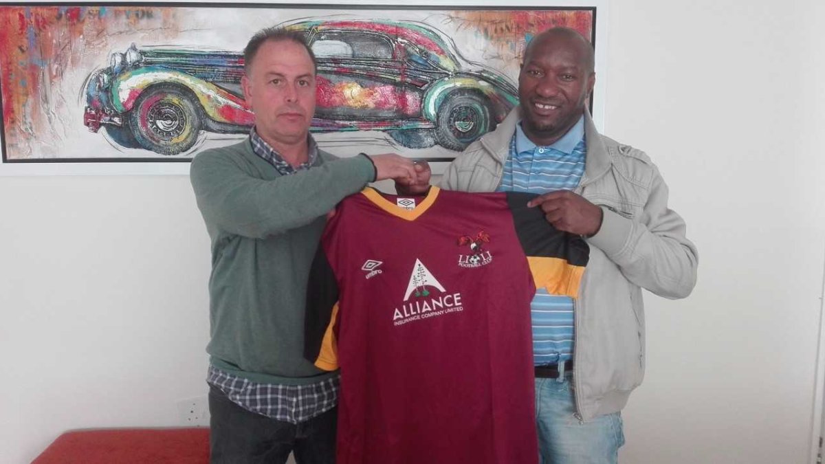 Antonio Flores, el día que fue presentado.