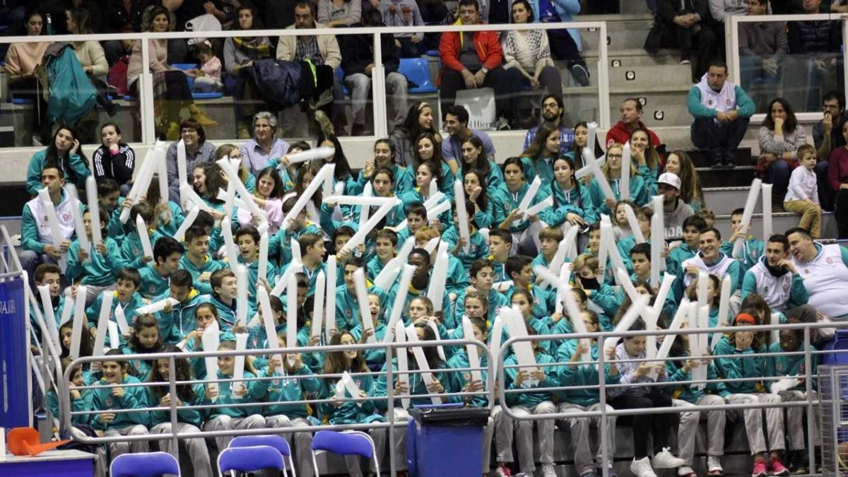 La fiel afición almeriense.