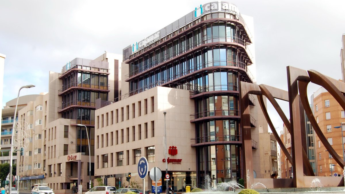 Sede de Cajamar en la Plaza Barcelona de Almería