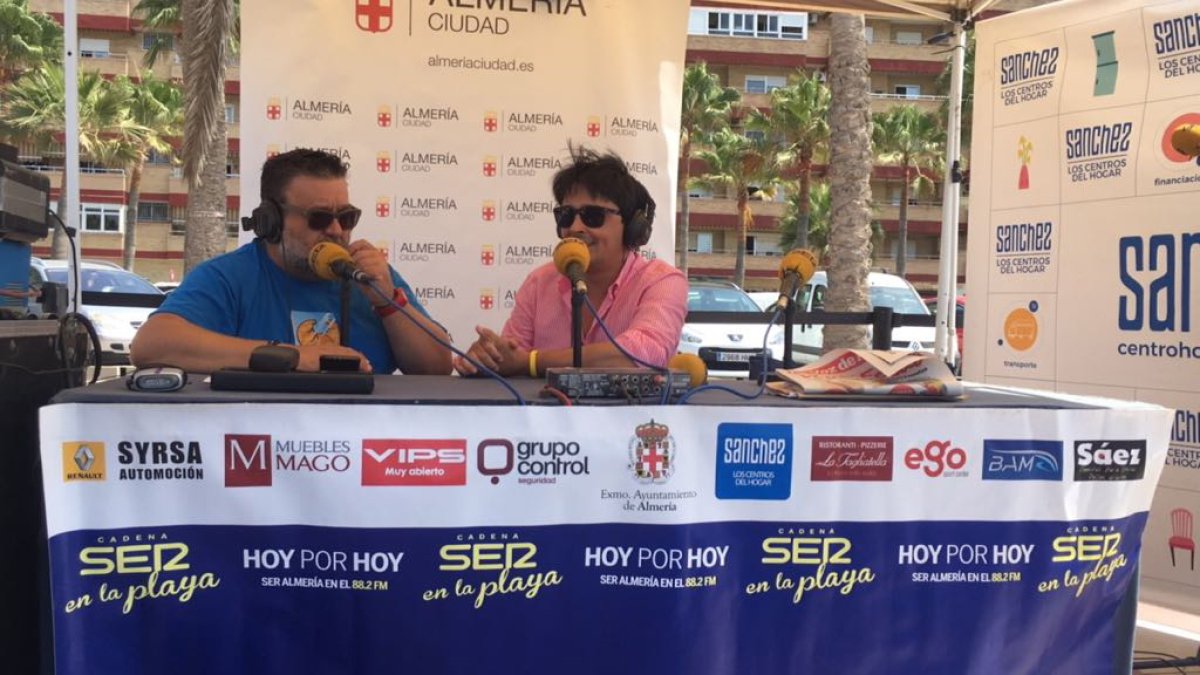 El concejal Manuel Guzmán visita Hoy por Hoy Almería.