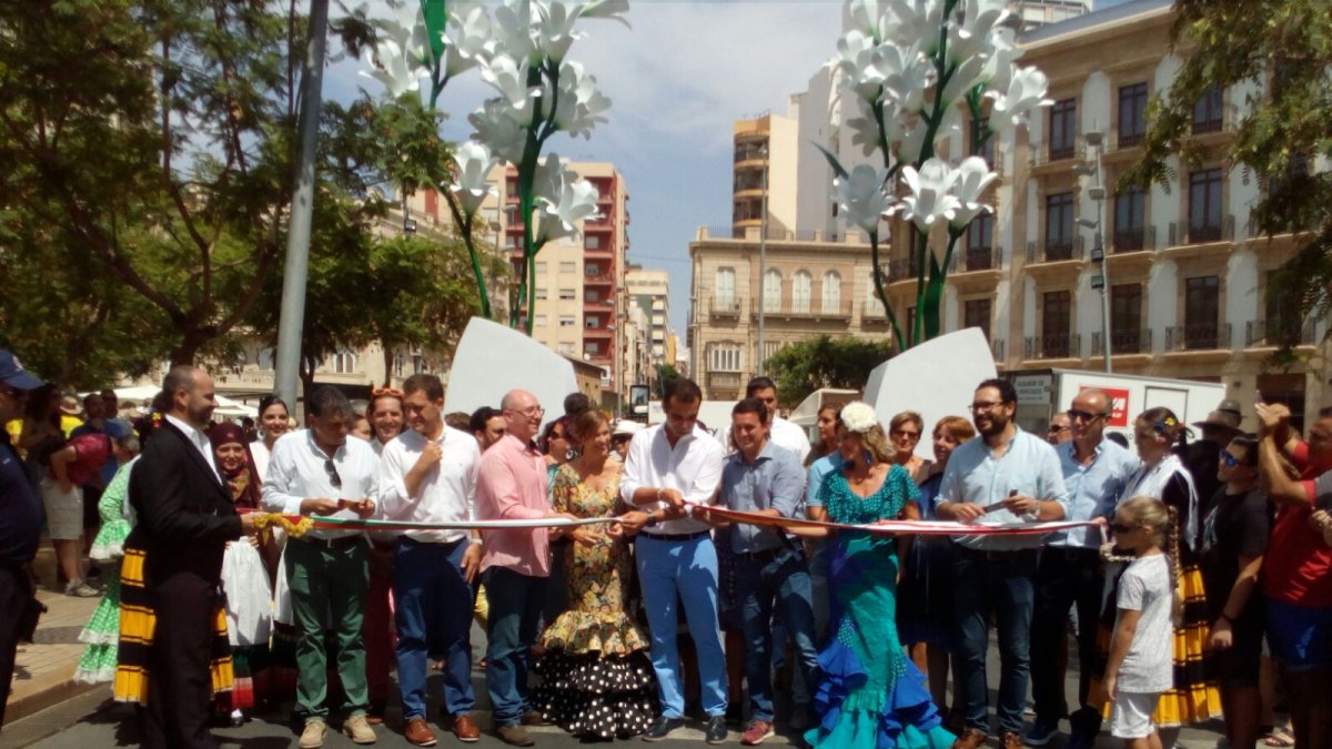 Inauguración de la Feria del Mediodía.