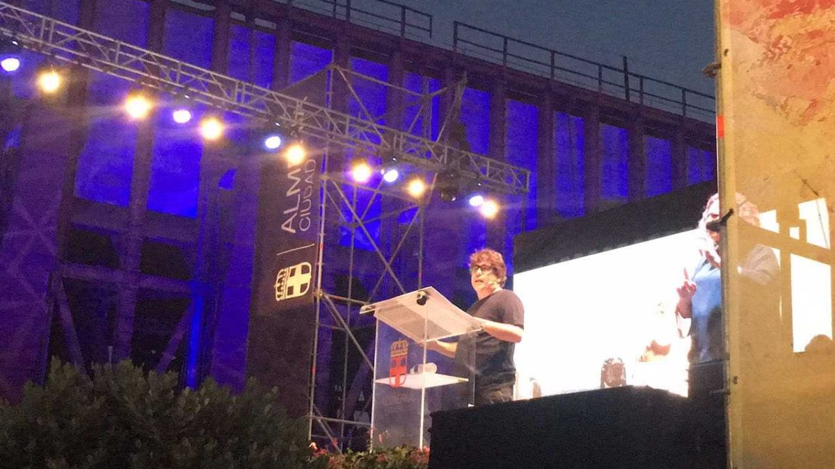 El periodista y cómica Pepe Céspedes es el encargado de pronunciarlo este año.