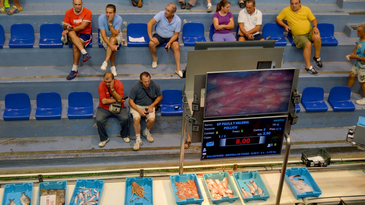 Imagen de una subasta en la Lonja de Almería