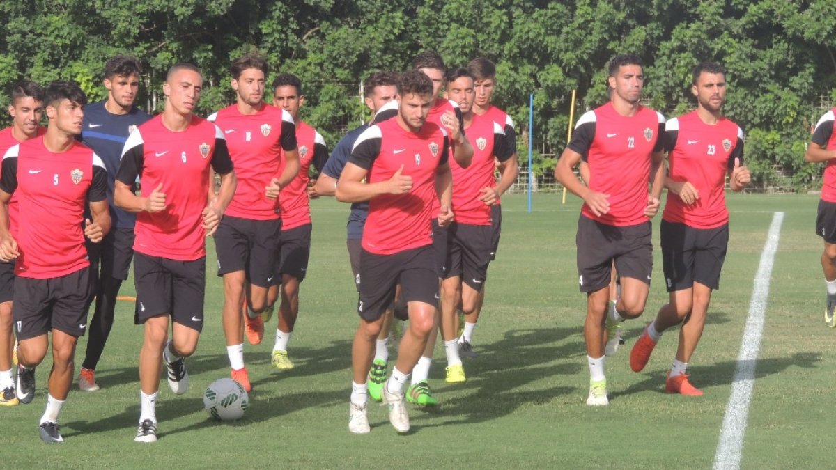 Entrenamiento del Almería B.