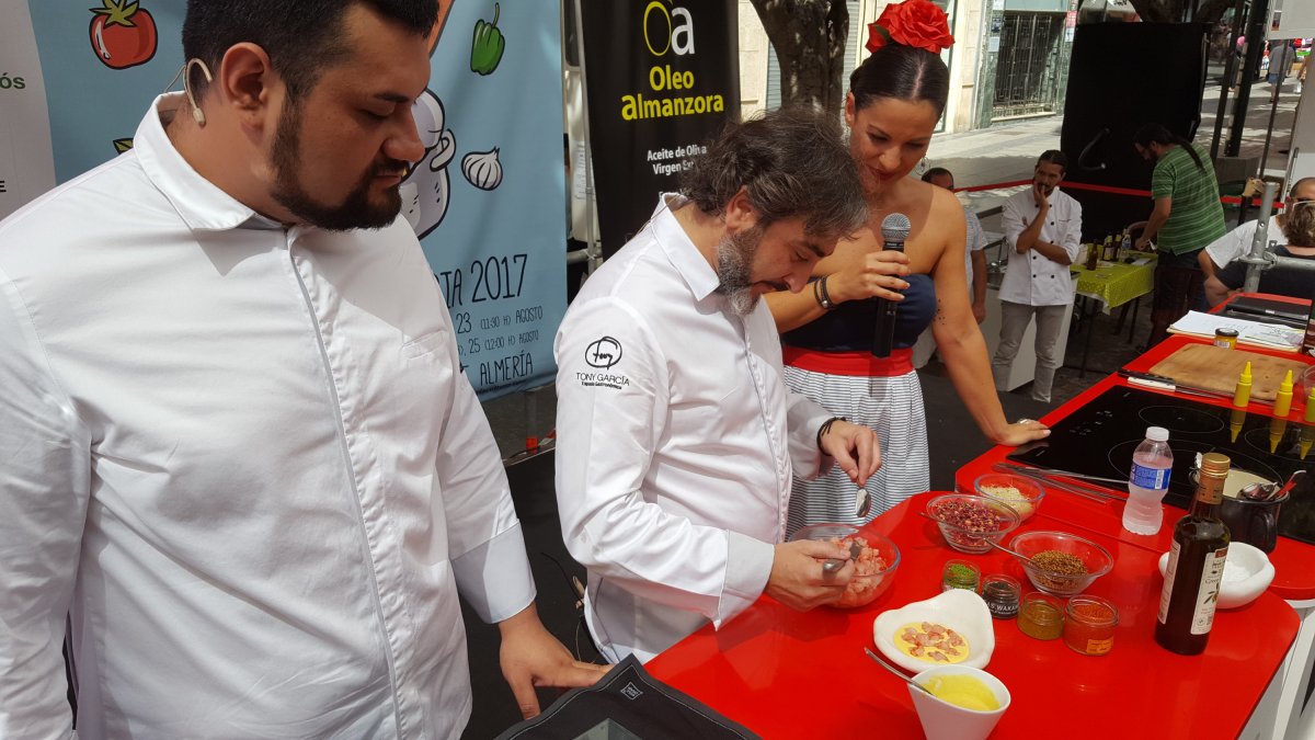 Tony García ha sido el encargado de cerrar las actividades gastronómicas de esta Feria 2017