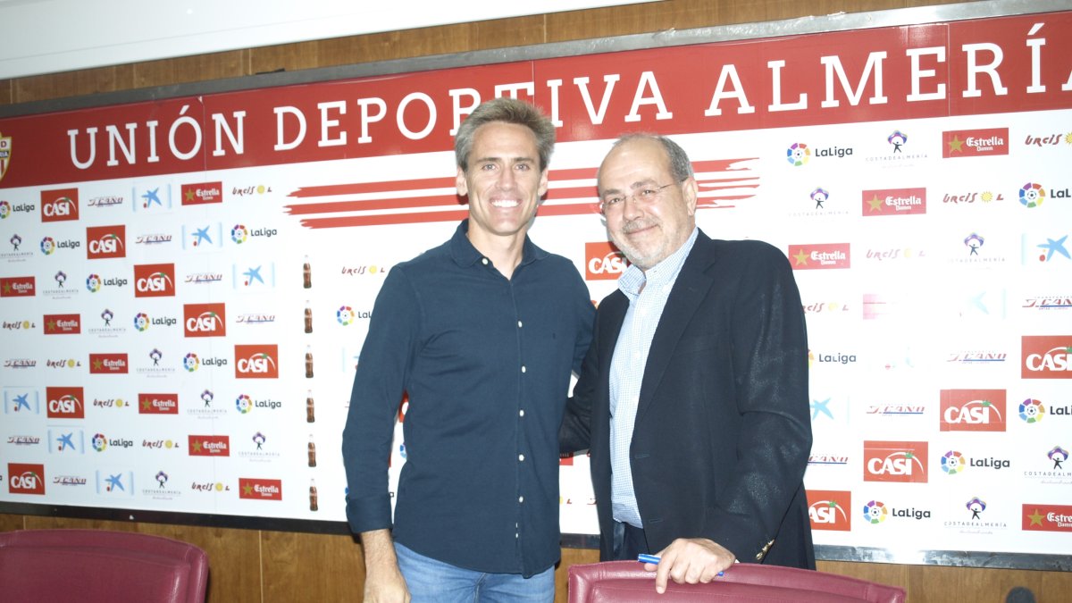 Miguel Corona en su puesta de largo como director deportivo.