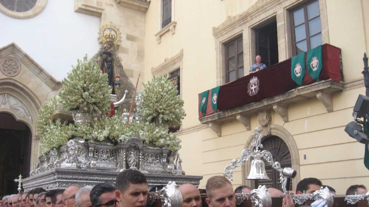 Salida de la Patrona. Fotos: J.L Laynez