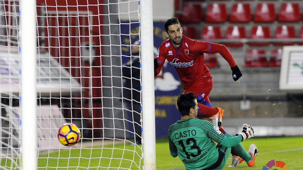 El Almería salió dormido a Los Pajaritos la pasada temporada.