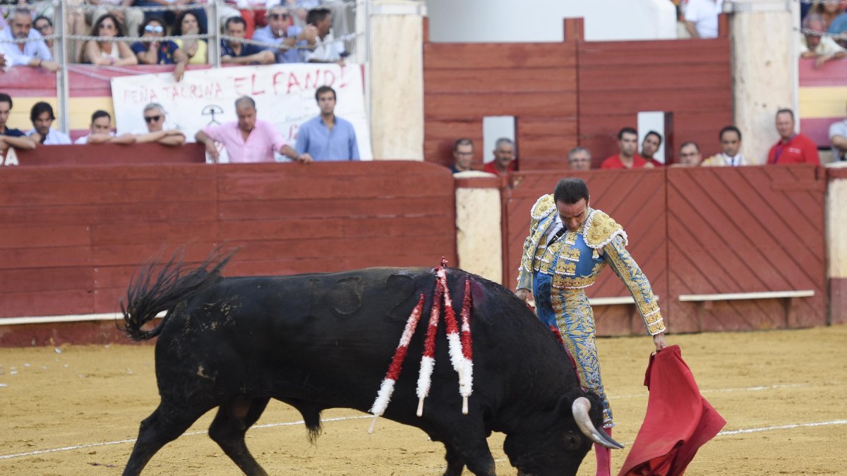 Enrique Ponce, durante su paso por la Feria Taurina de Almería este año.