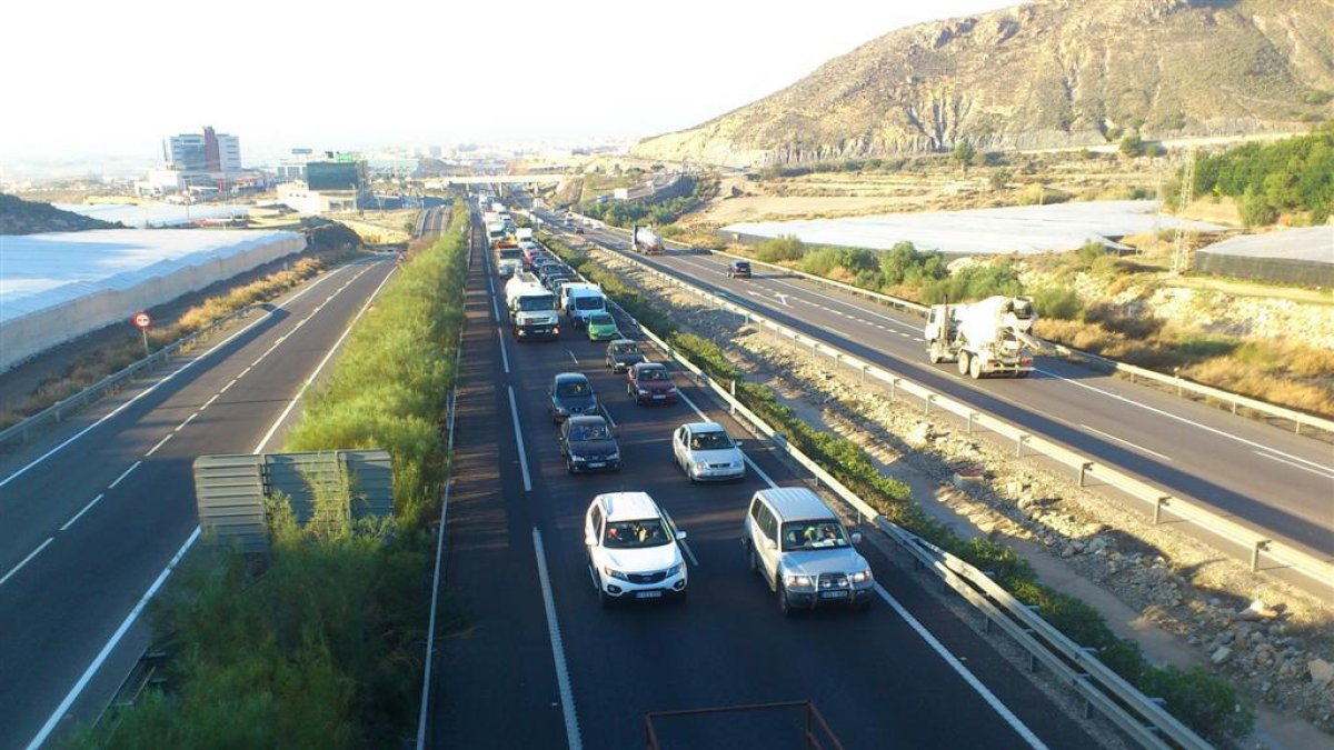 193 cámaras de seguridad en las carreteras de Andalucía Oriental vigilan la circulación en las principales vías, salidas e incorporaciones.