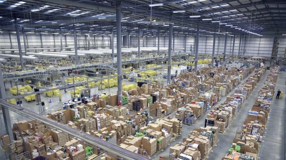 Centro de distribución de Amazon en Madrid.