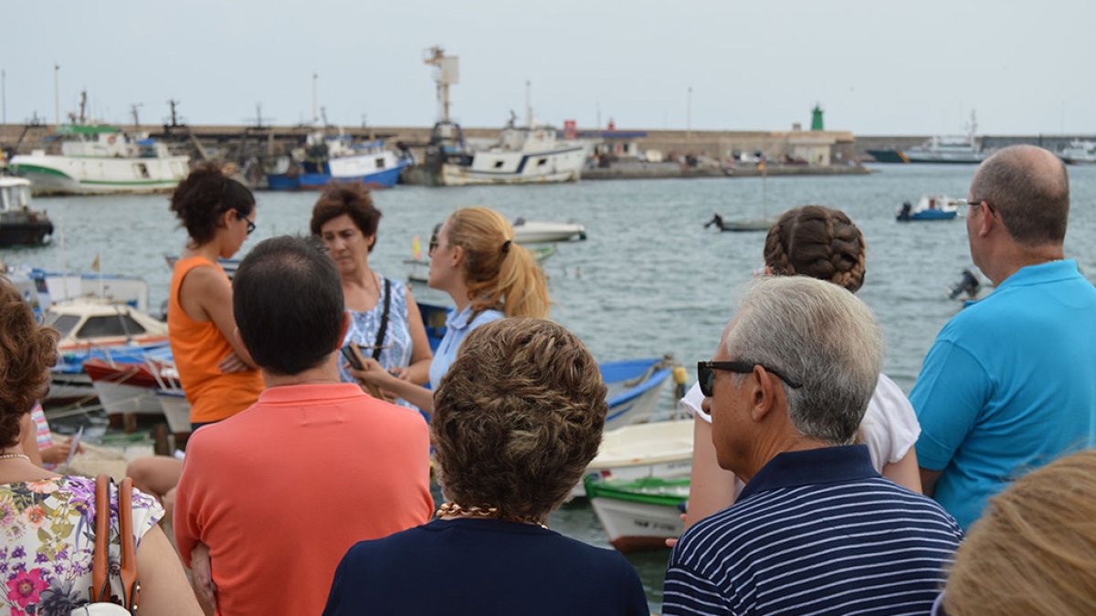 Visita guiada a La Lonja en el Puerto de Almería.