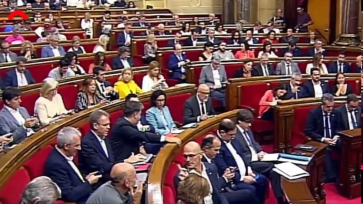 Imagen de la cámara del Parlament de esta mañana.