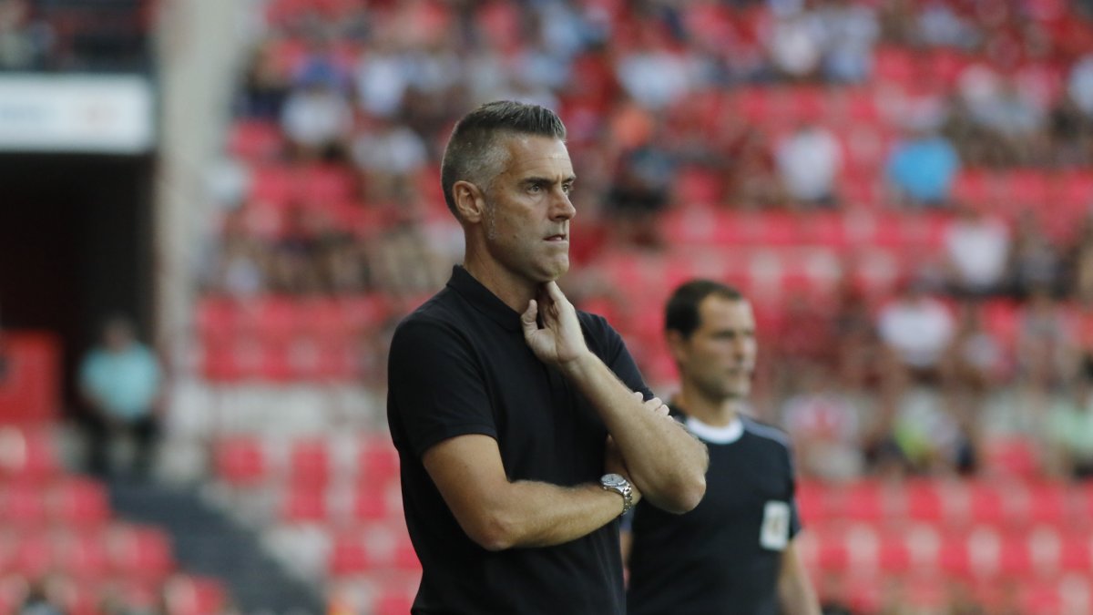 Carreras ya no es el técnico del Nástic.