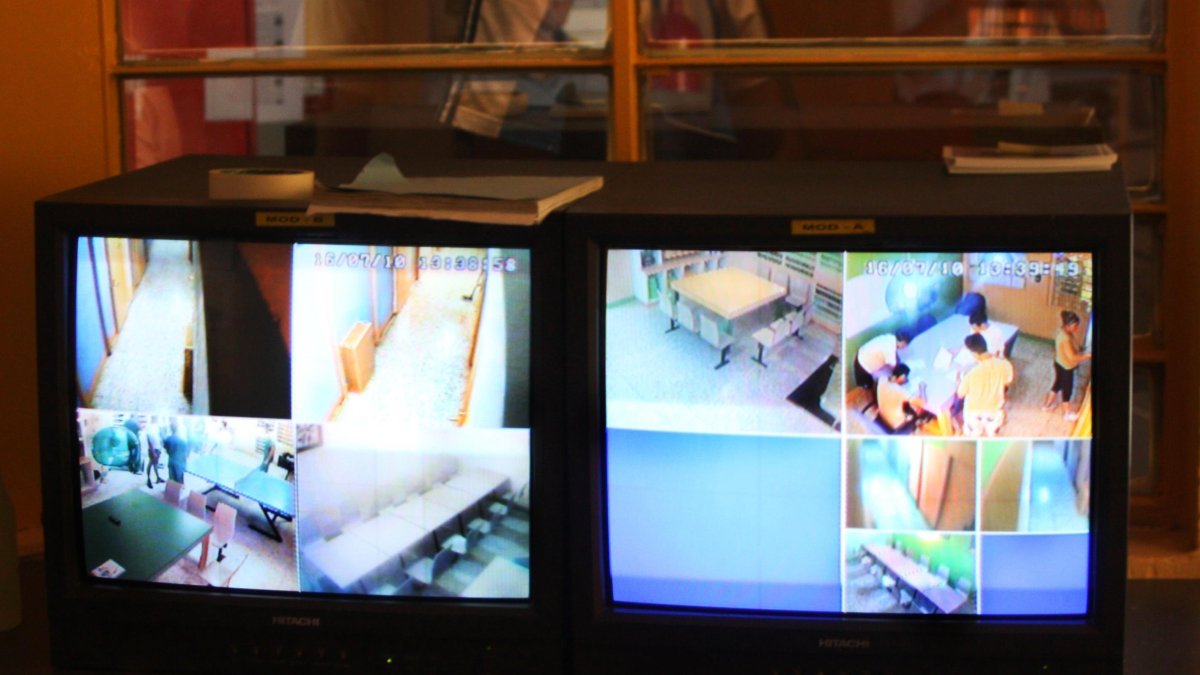 Monitores en un centro de menores de Almería.
