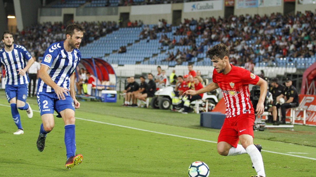 Pozo en el Almería-Lorca.