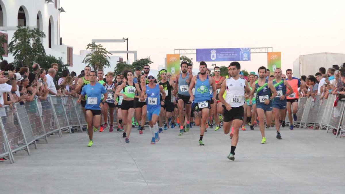 Corriendo por Roquetas.