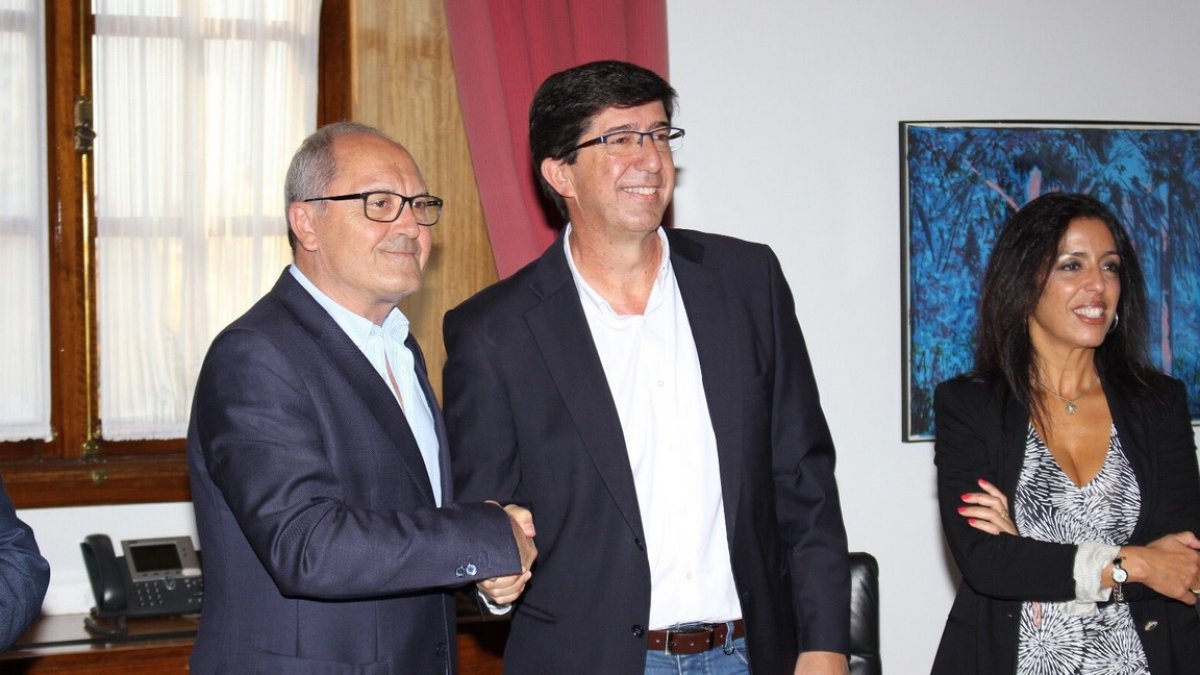 La firma se ha producido este miércoles.