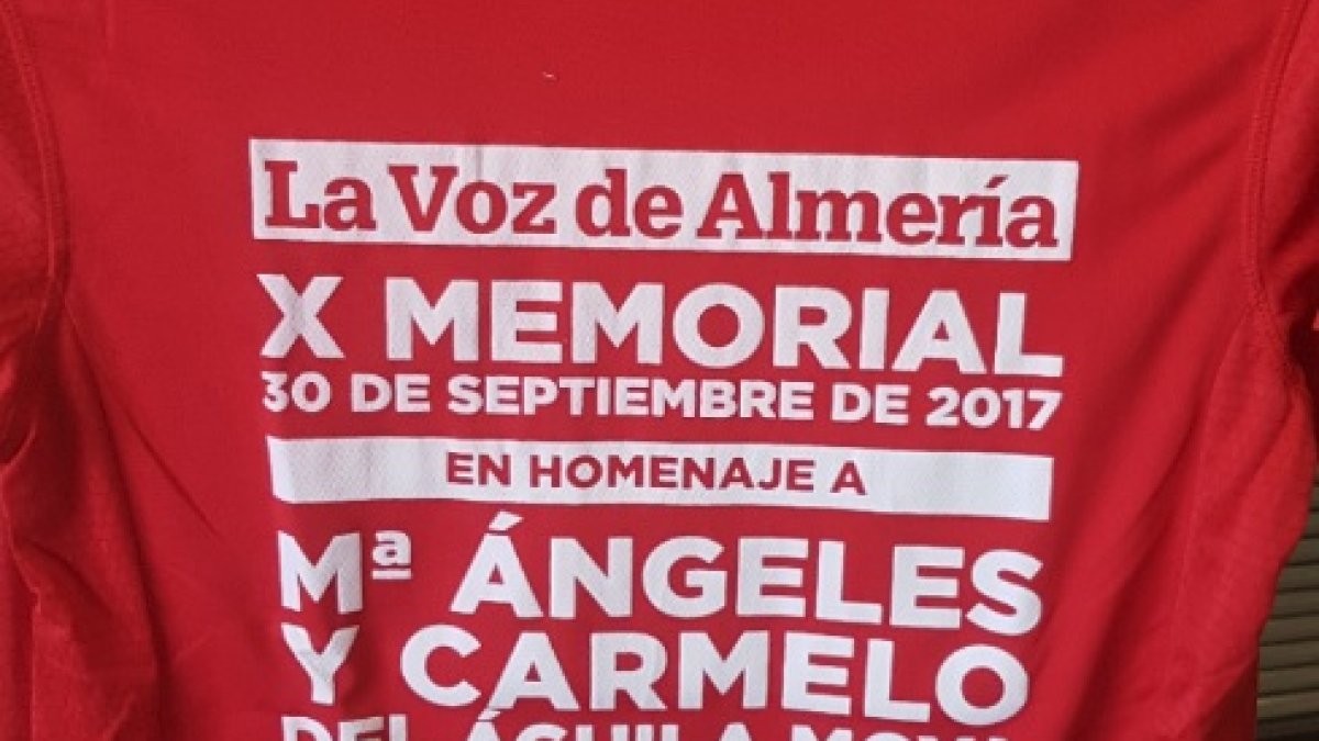 LA VOZ colabora con las camisetas en el Memorial.