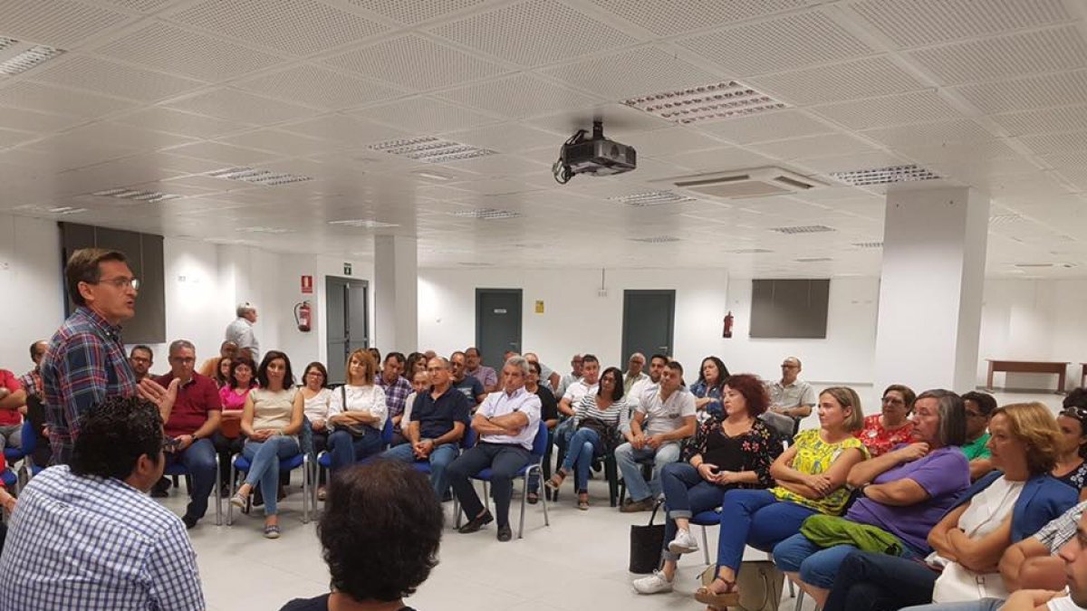Acto de Teruel en Fiñana.