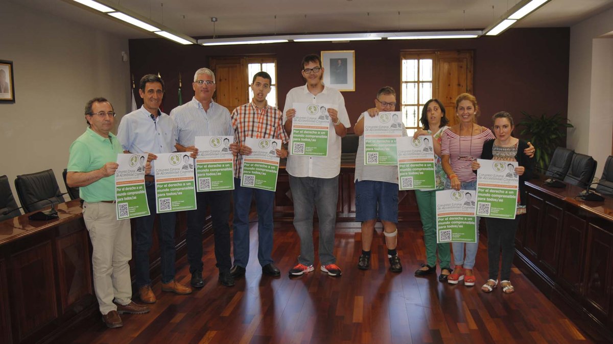 Ayuntamiento y miembros de Aspapros.