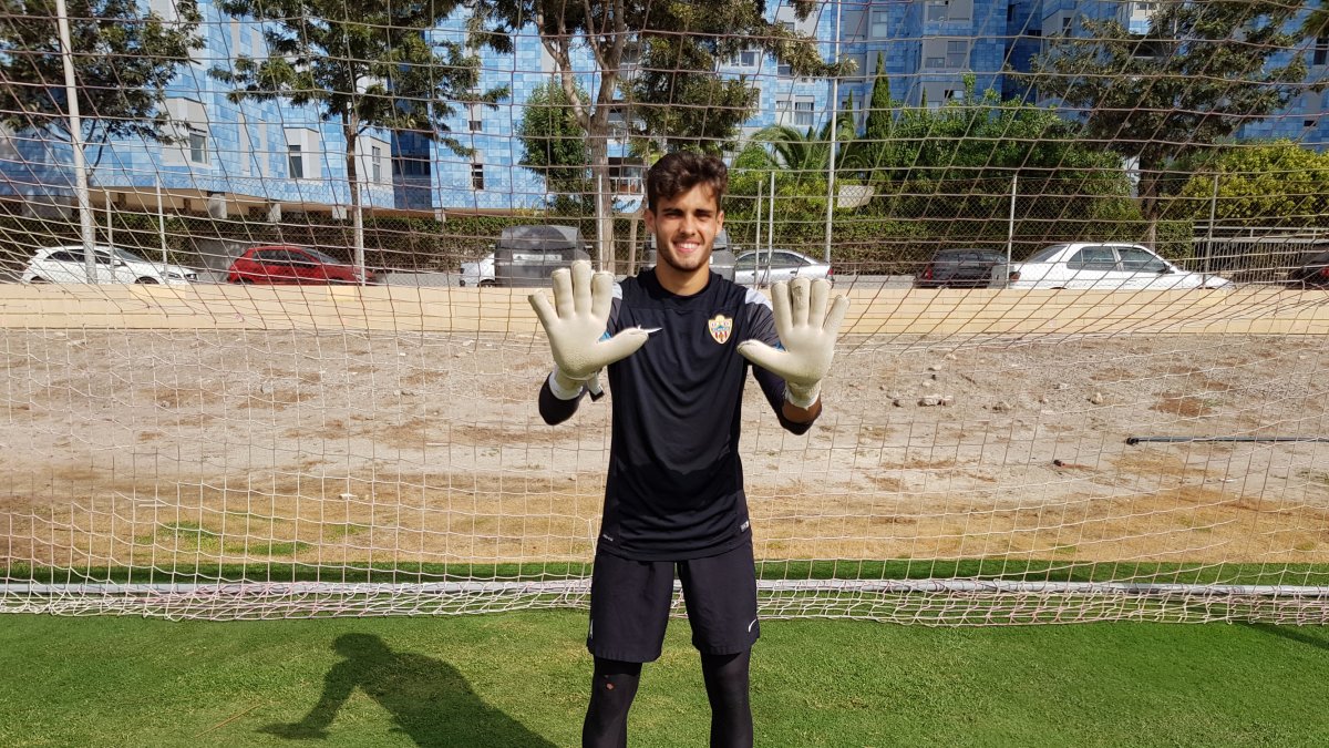 Albert Batalla en el campo de la Vega.