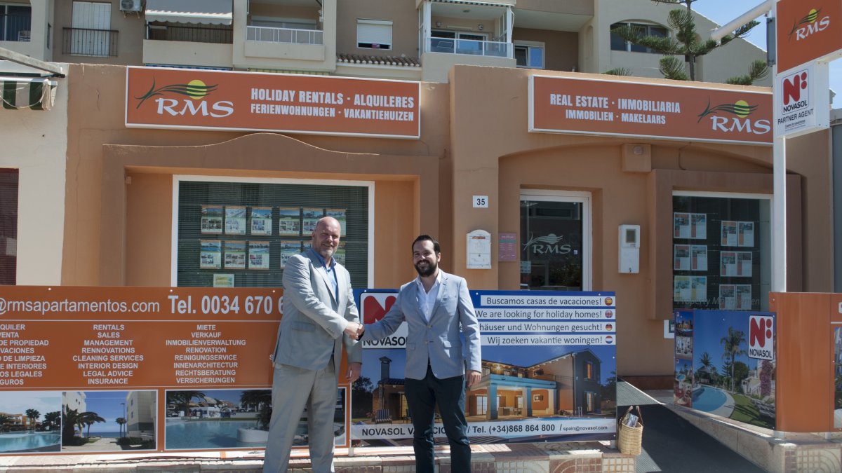 Novasol e Inmobiliaria RMS trabajan juntos en Almería el alquiler vacacional.