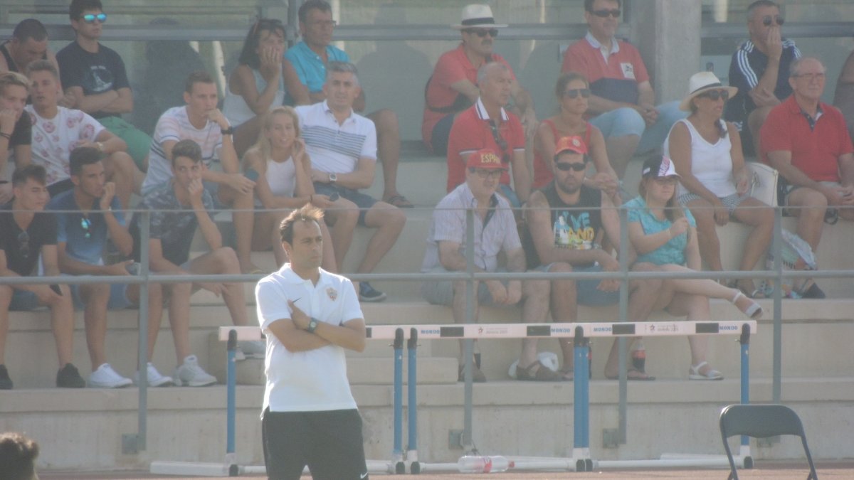 Fran Fernández, míster del Almería B.