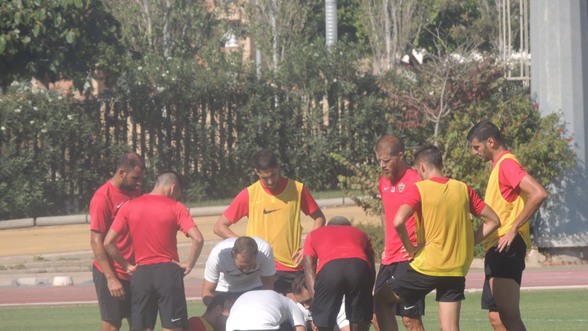 Todos pendientes de Mandi.