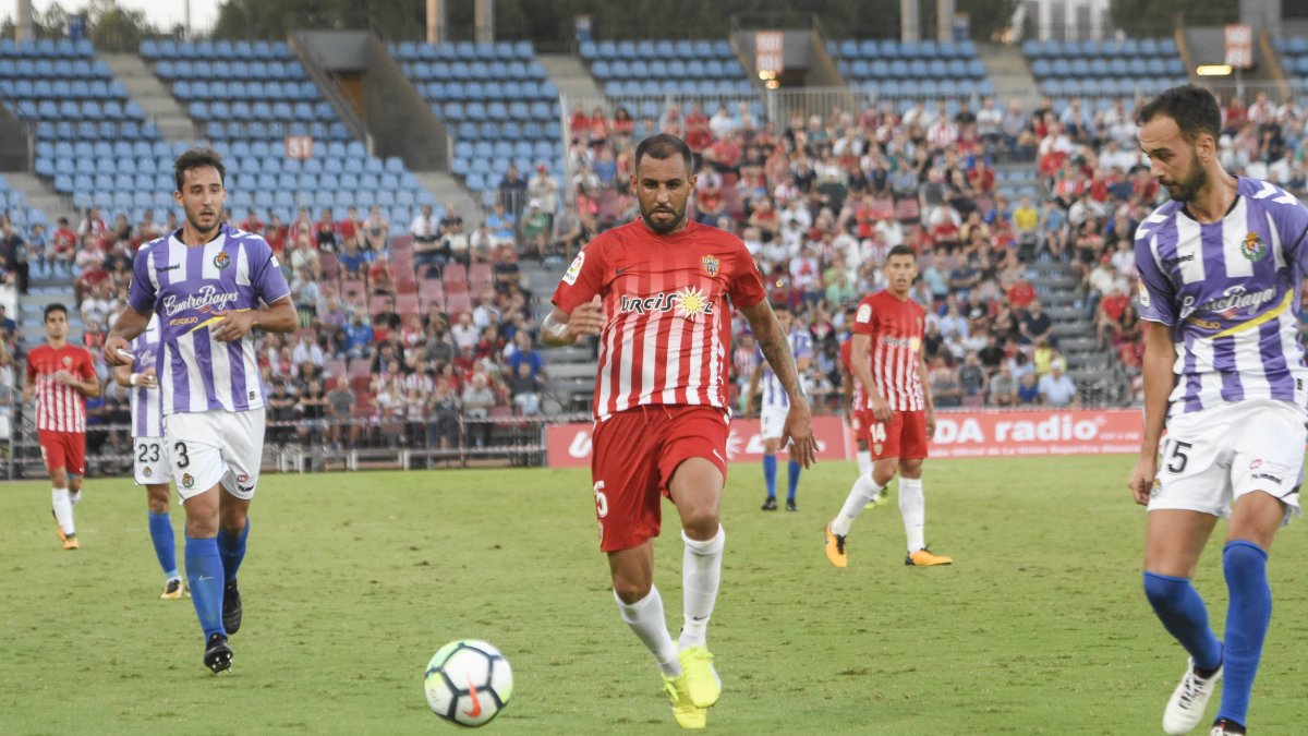 Nauzet Alemán fue titular ante el Valladolid.
