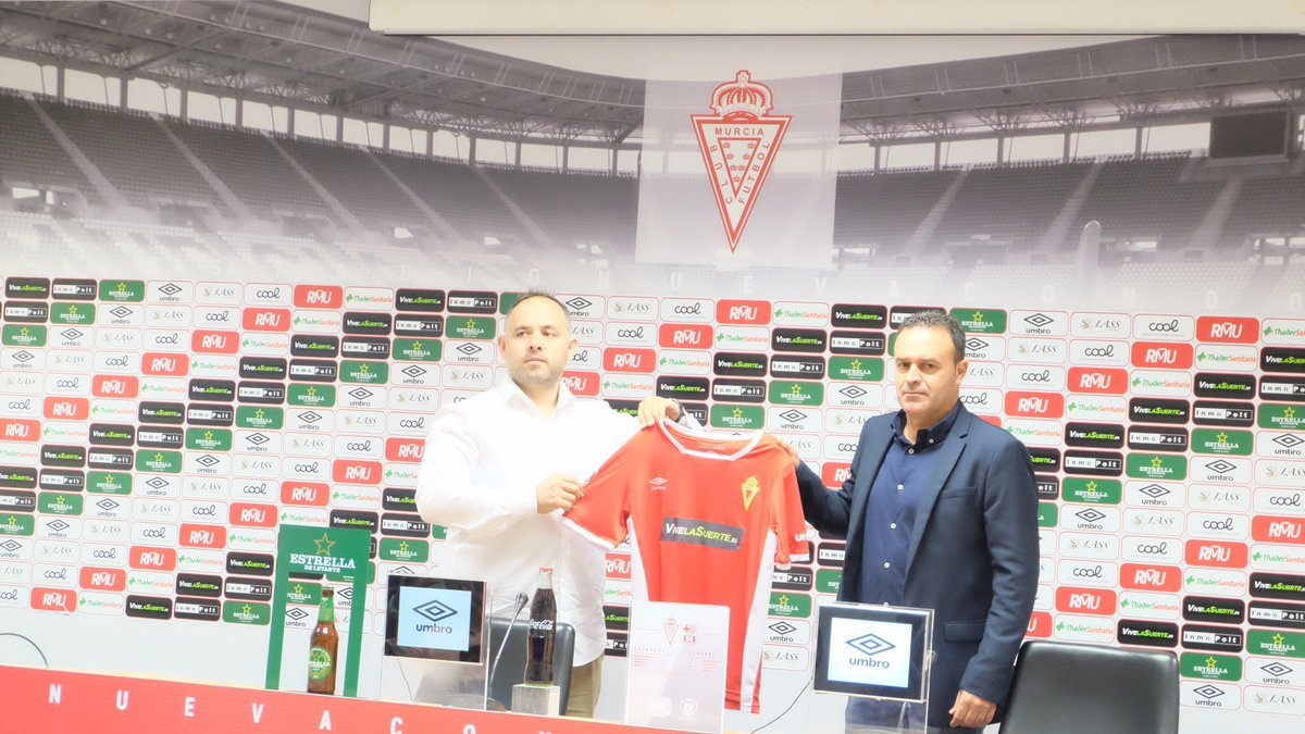 Salmerón ha sido presentado este martes.