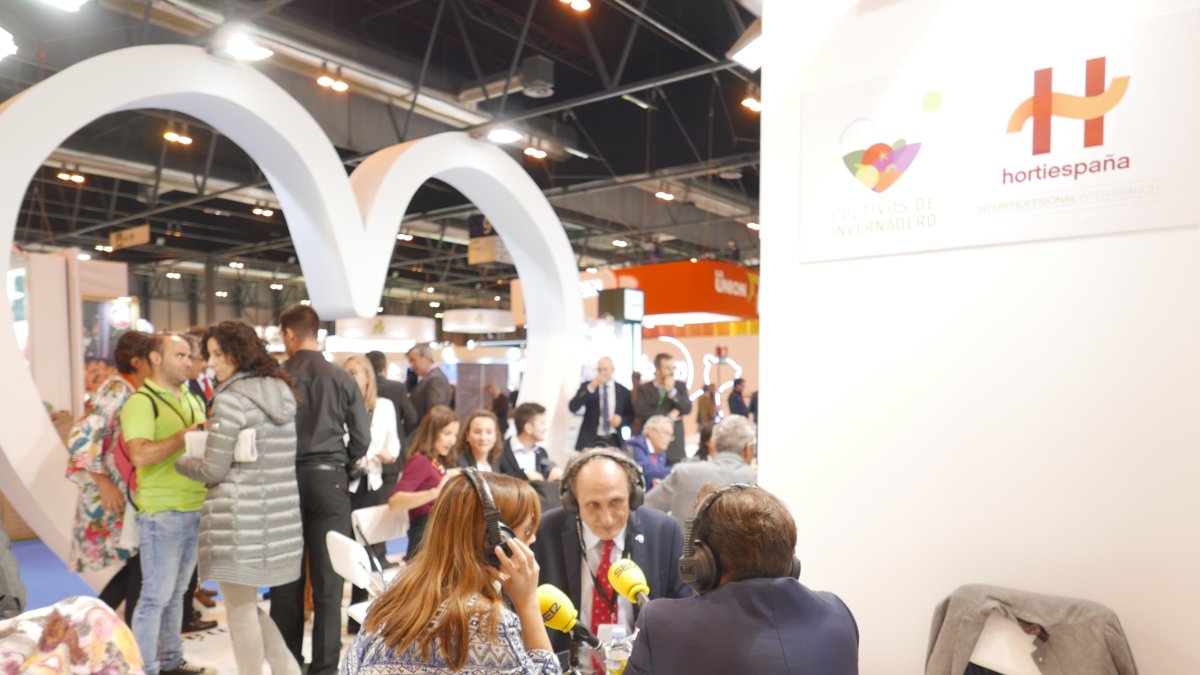 Espacio de Cadena Ser en el stand de Hortiespaña en Fruit Attraction 2017.