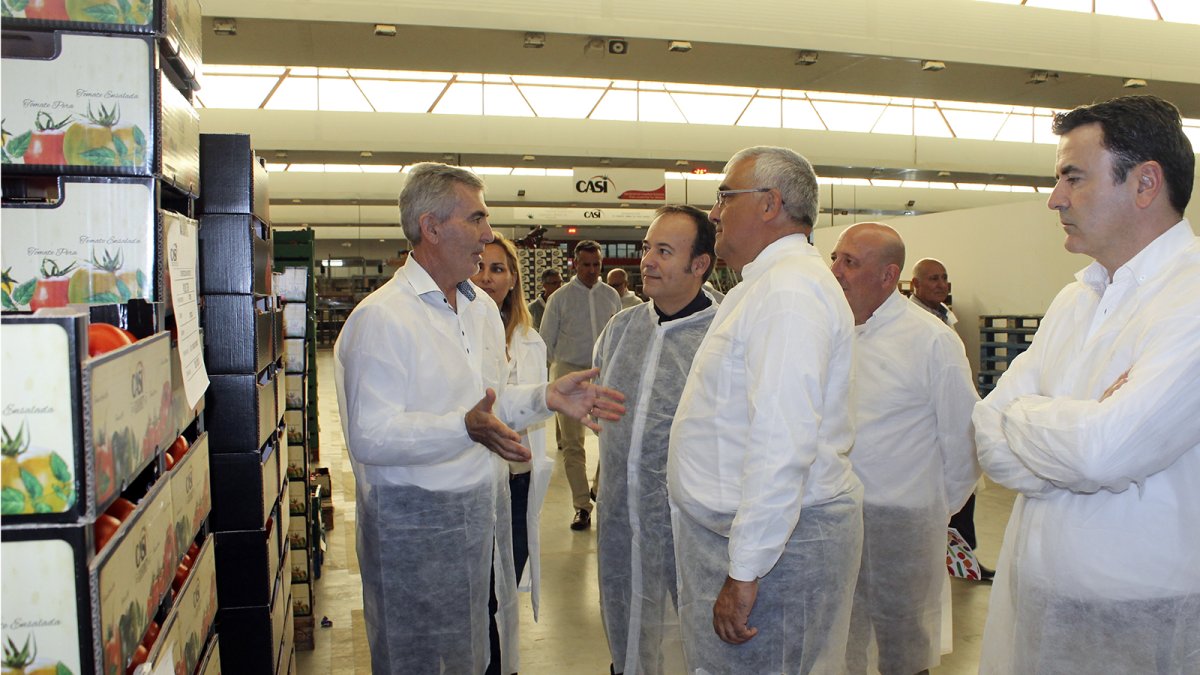 El consejero de Economía visitó ayer la CASI