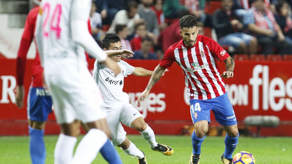 Gaspar en una jugada.