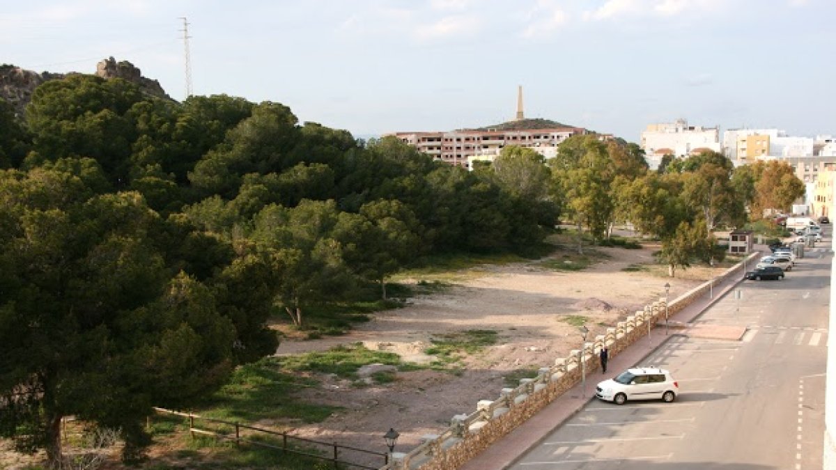 Parcela donde estará la residencia de mayores.