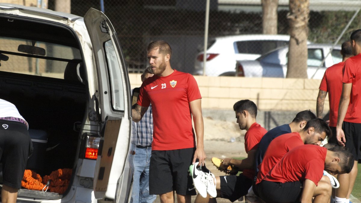 Morcillo antes de comenzar el entrenamiento.