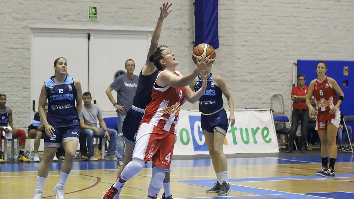 Claudia Baraut.
