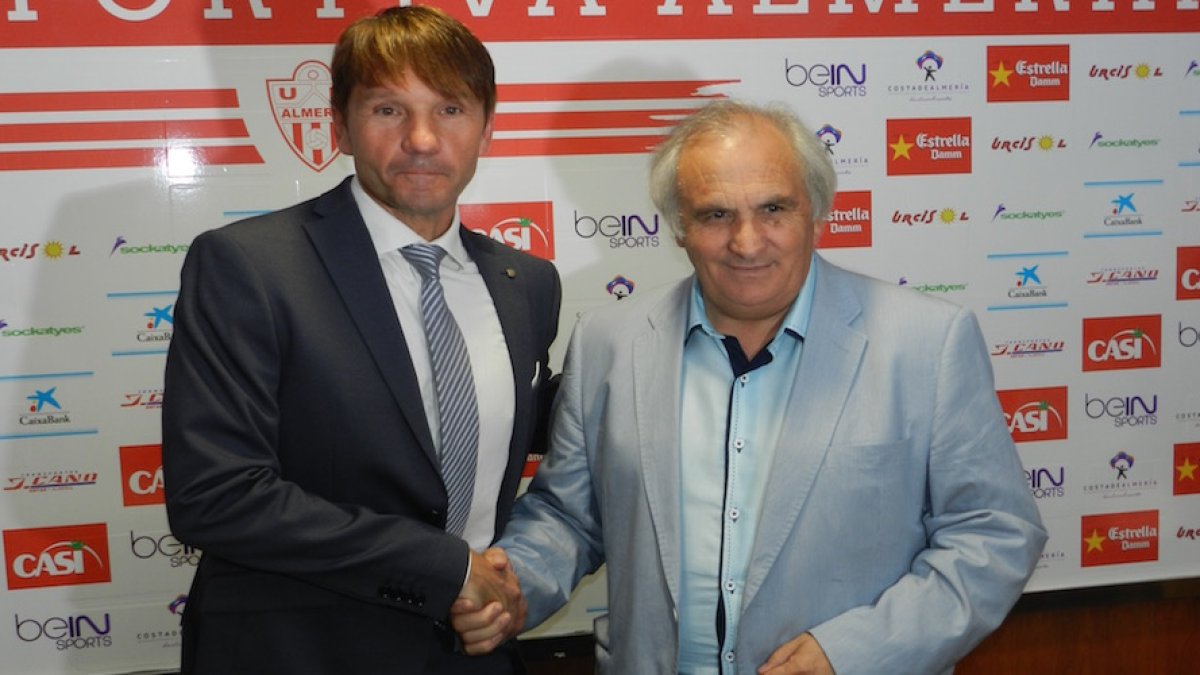 El día que Alfonso García presentó a Joan Carrillo.