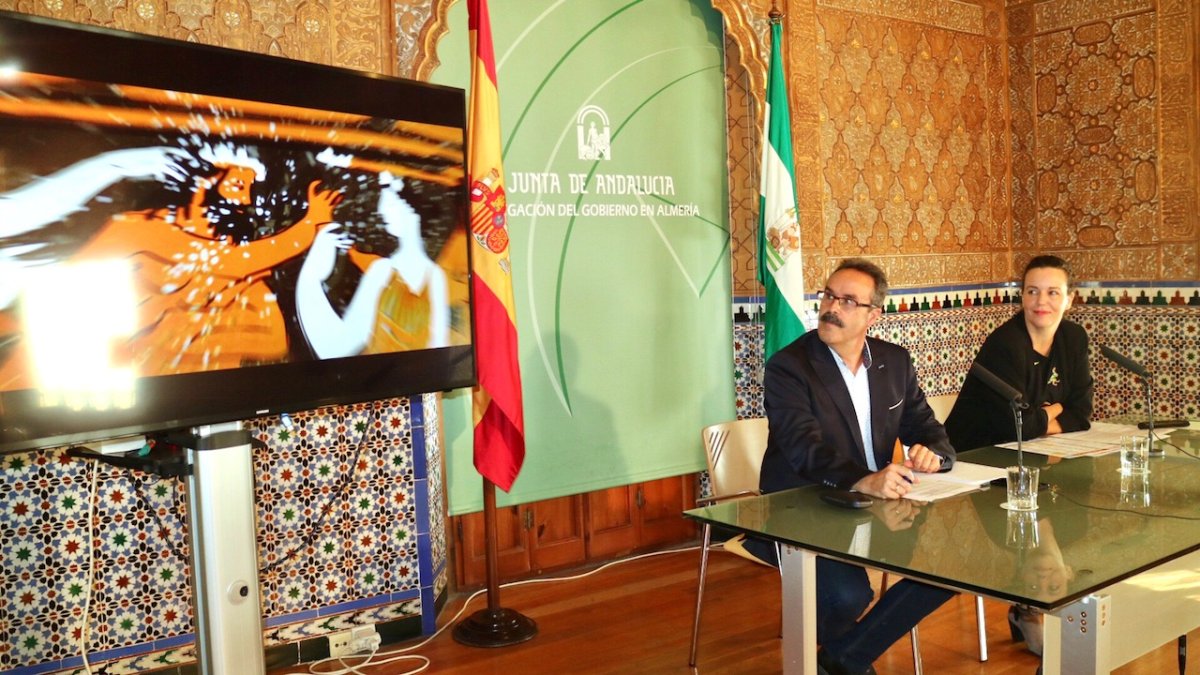 Presentación de la programación, ayer, con Alfredo Valdivia y Beba Pérez.