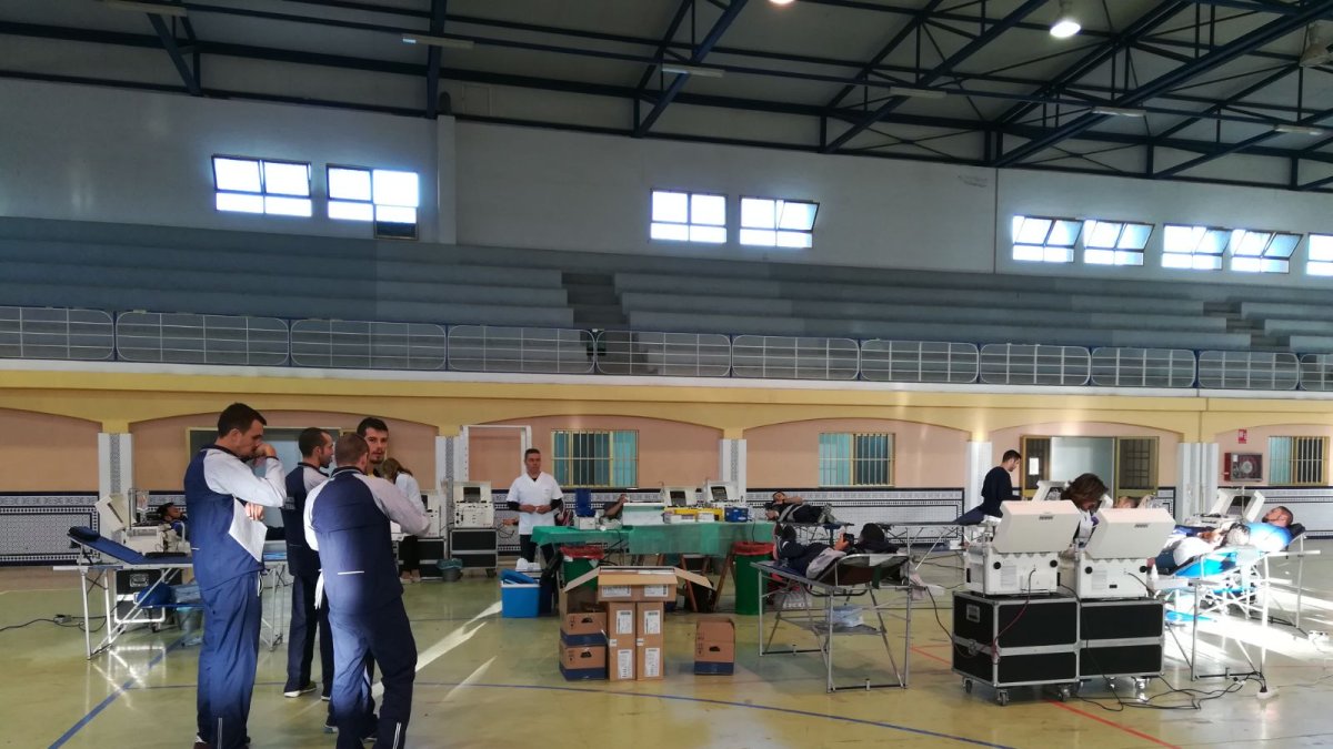 Colecta del Centro de Transfusiones en la base Álvarez de Sotomayor.