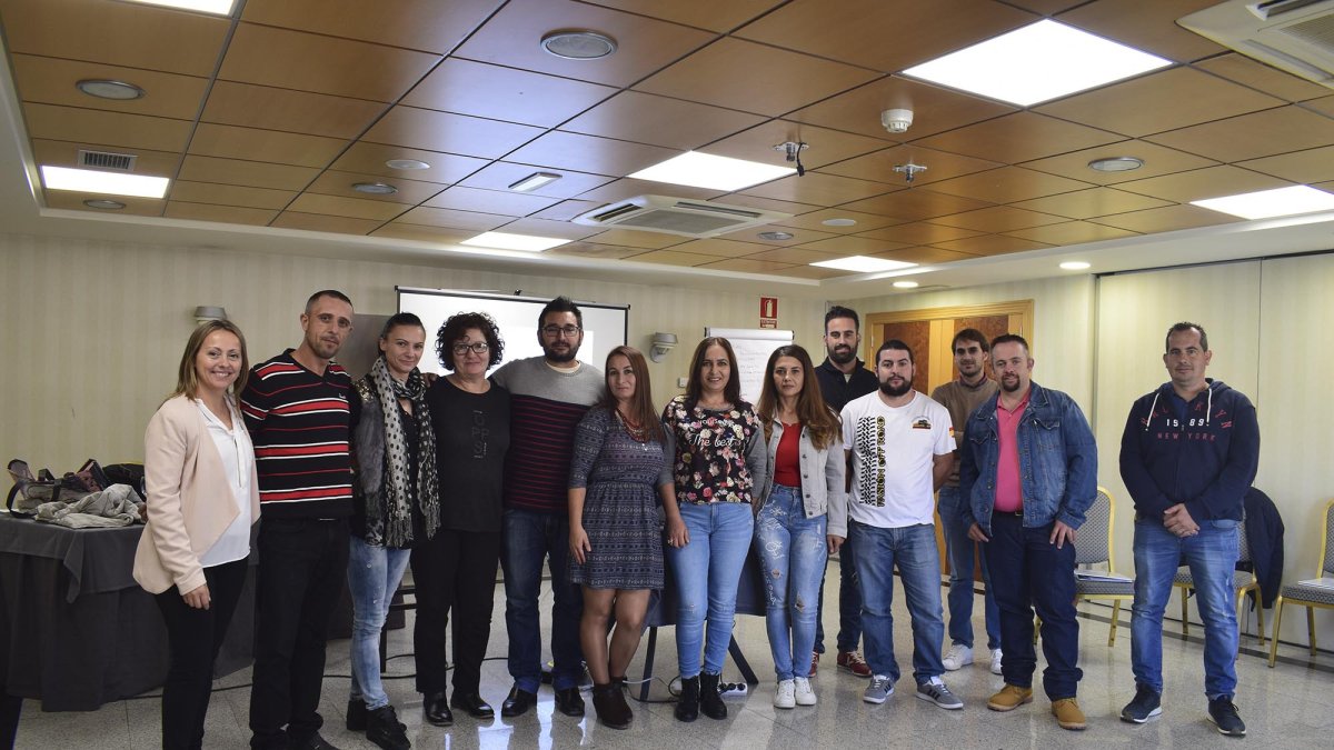 Silvia García y equipo de encargados de Cristalplant.