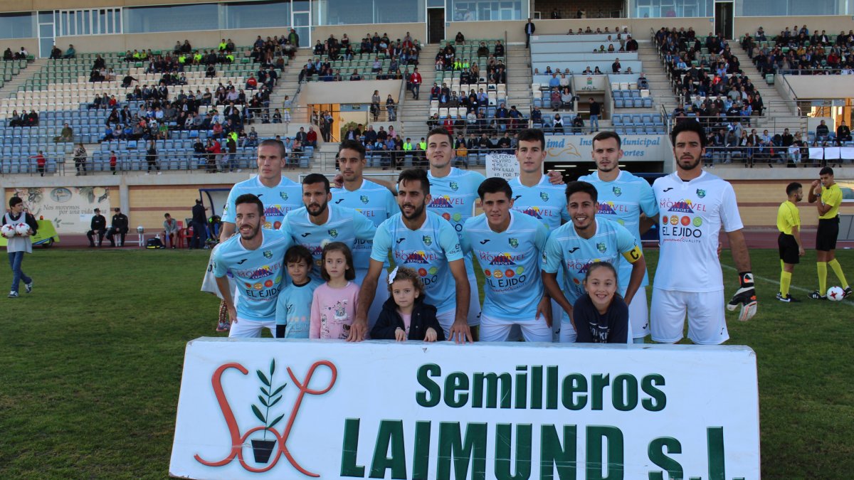 Once titular del CD?El Ejido ante el Córdoba B.