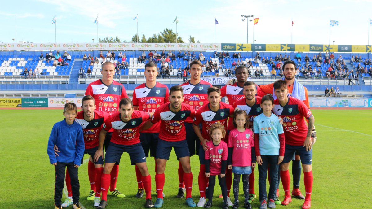 El once del CD El Ejido.