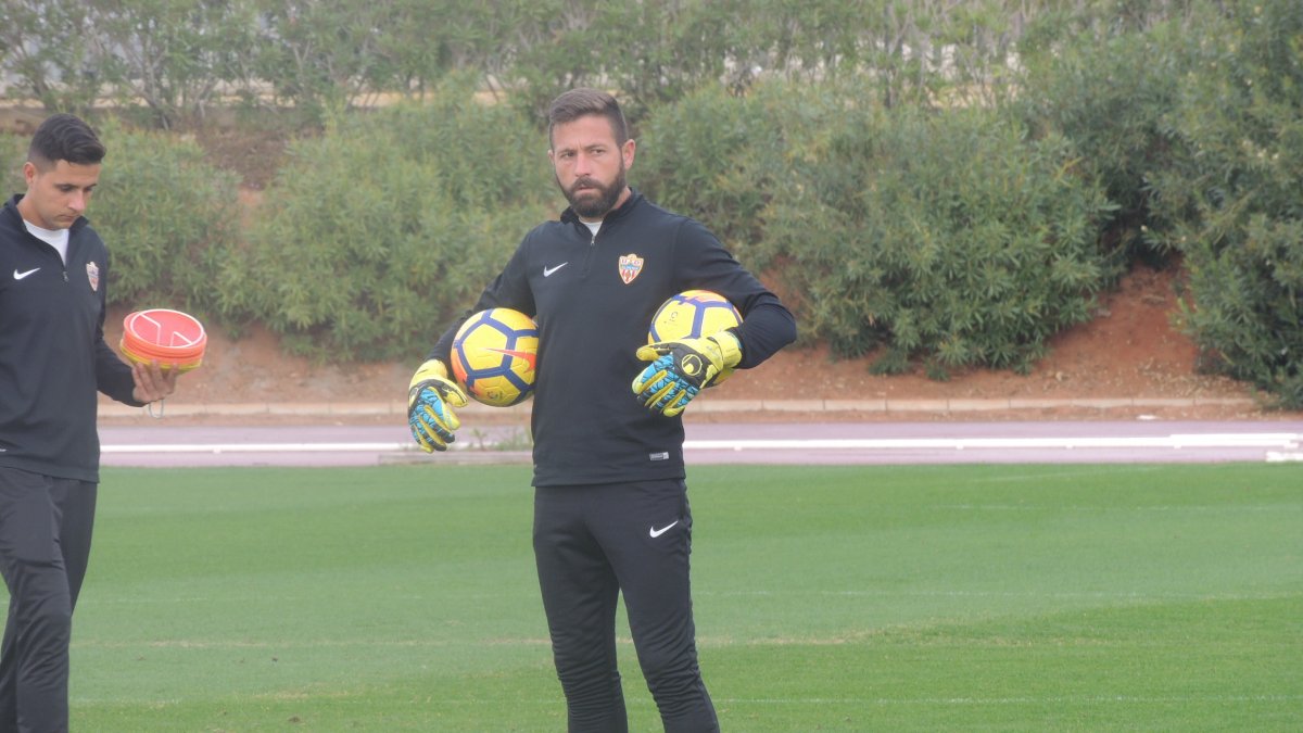 Ricardo Molina en el entrenamiento de este lunes.