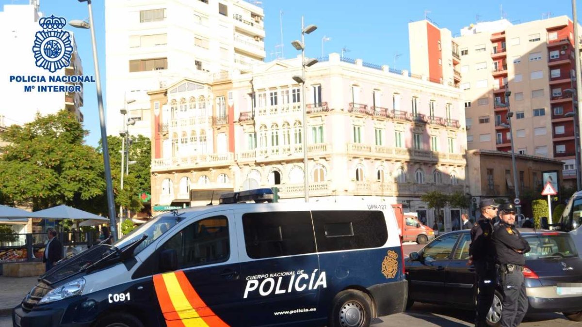 Uno de los detenidos por la Policía Nacional habría cometido cinco de los robos.