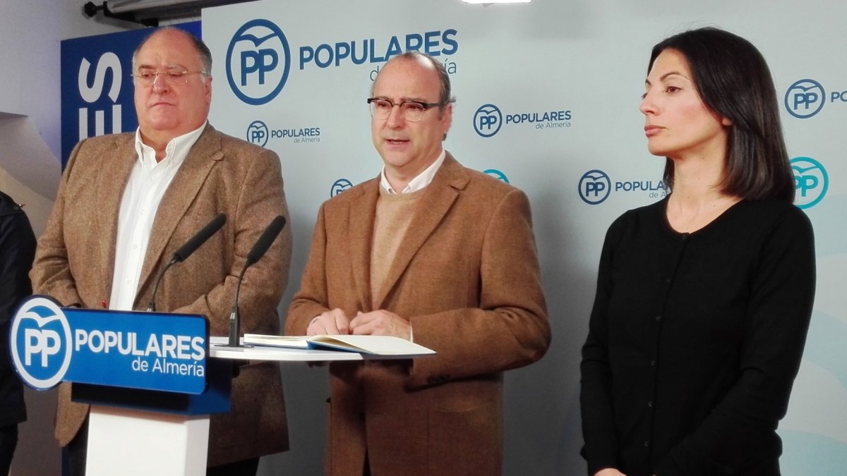 Los senadores agraciados con el Cuponazo de la ONCE.