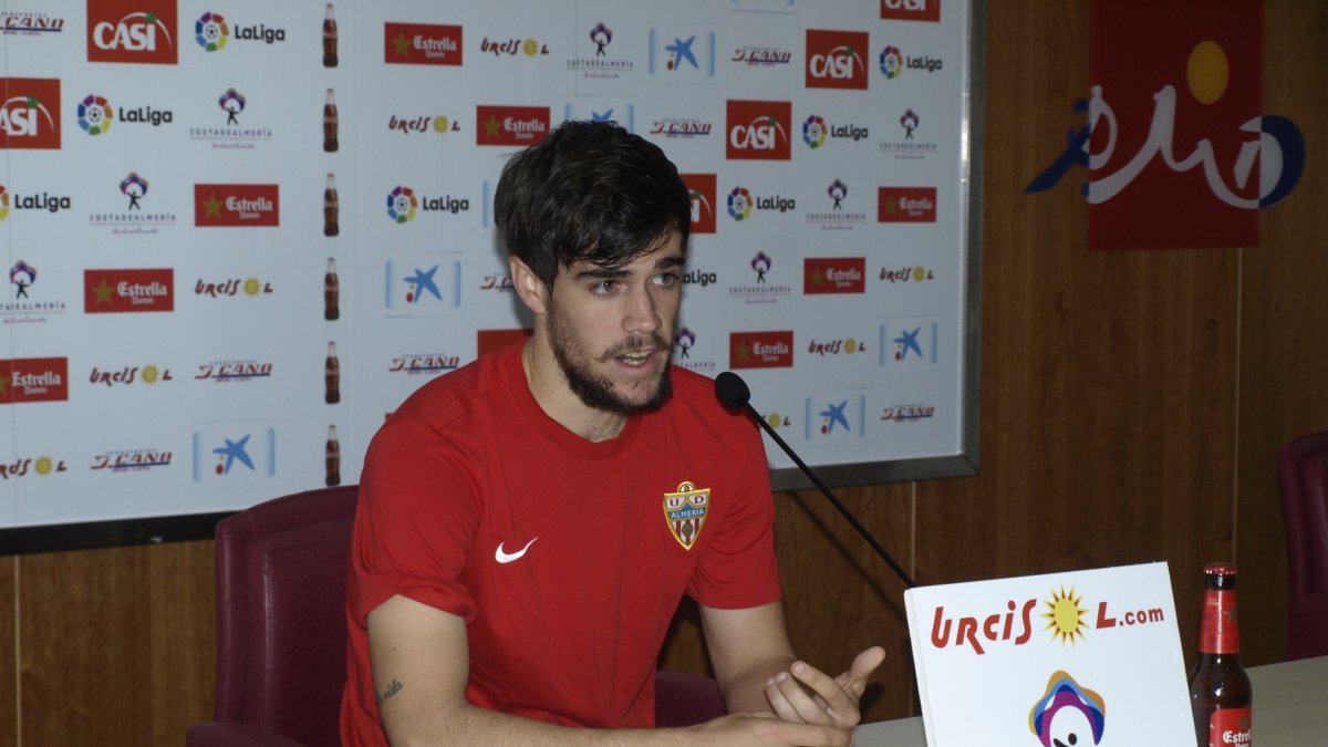 Pozo en rueda de prensa.