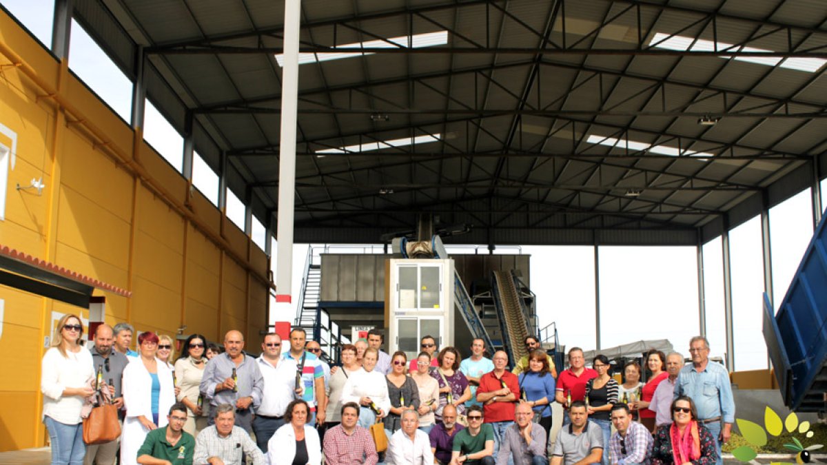 Visita de emprendedores a la empresa Óleo Jarico en 2016.