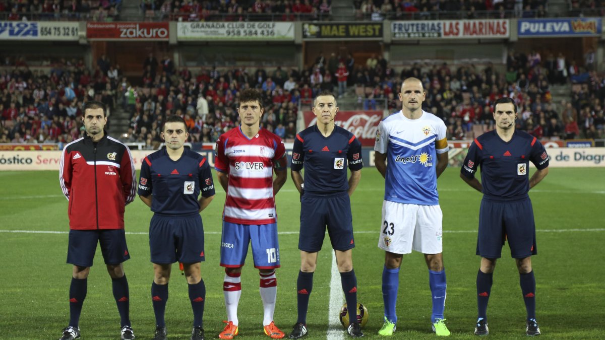 Capitán Soriano en el Granada-Almería 2014/15.